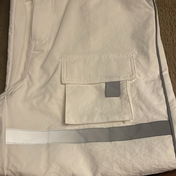 Cider White Cargo Pants - Picture 8 of 12